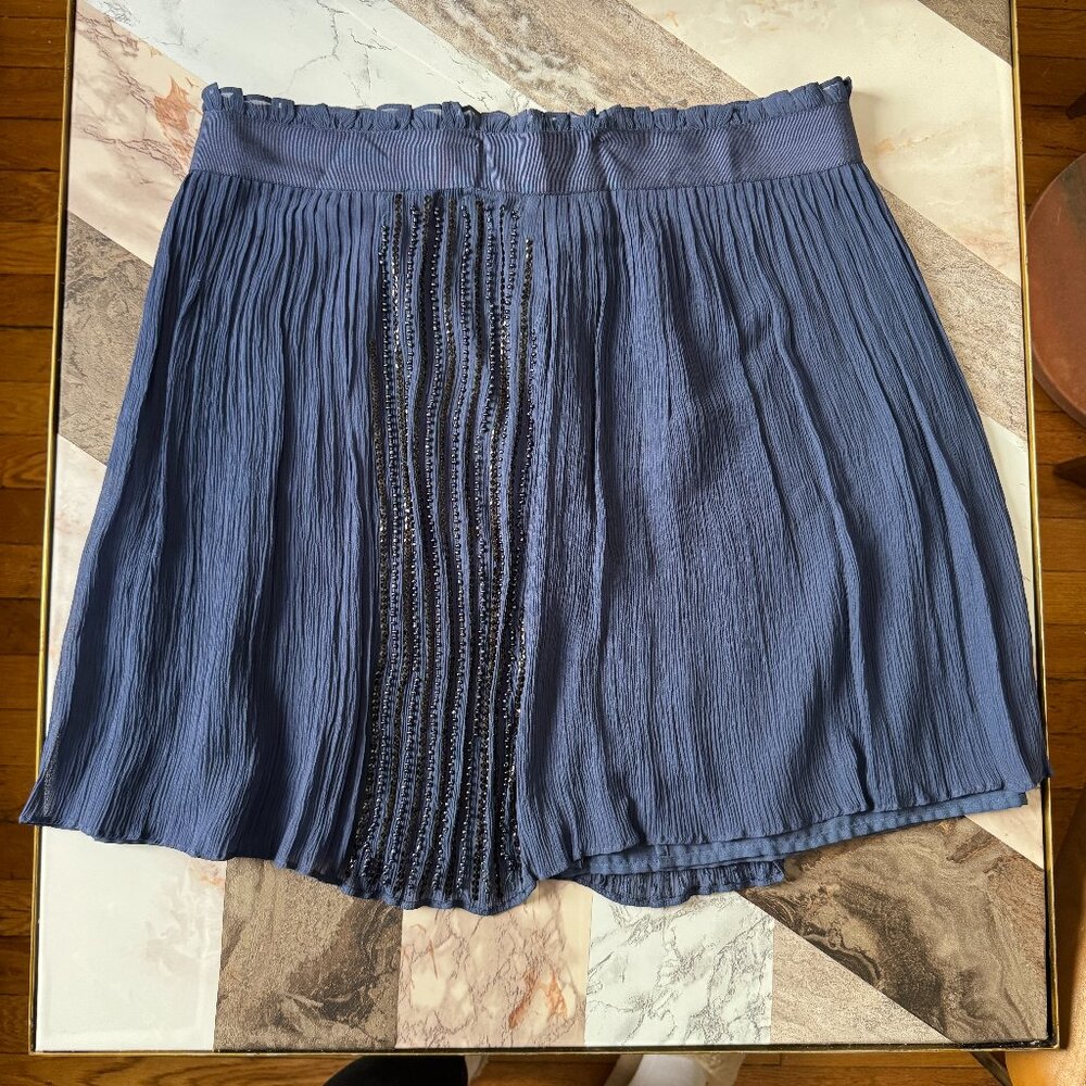 Banana Republic Blue Silk Crinkle Chiffon Beaded Mini Skirt – Size 10